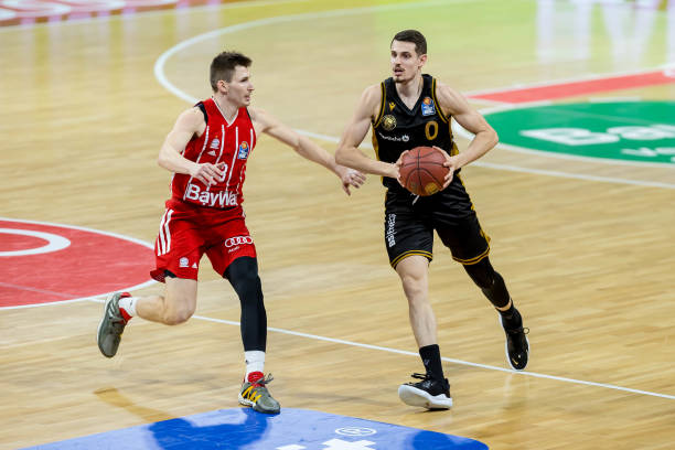 制胜的功臣 制胜的功臣